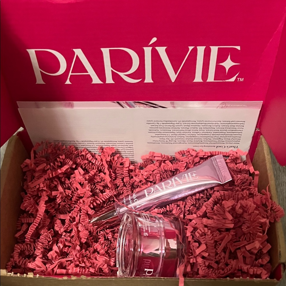 Paris Hilton Pink Women Skincare Set